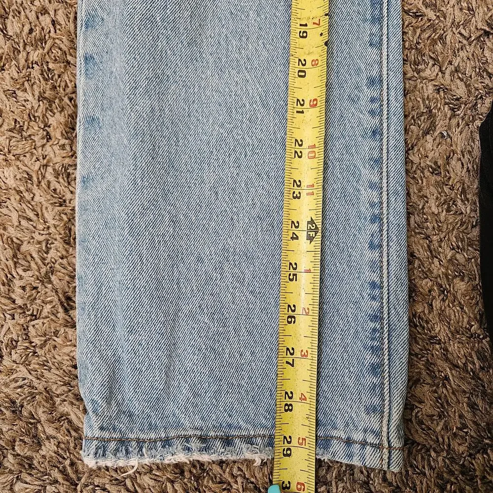 Levi's Premium 501 ‘90s Women's Jeans 24x30 - Picture 9 of 10